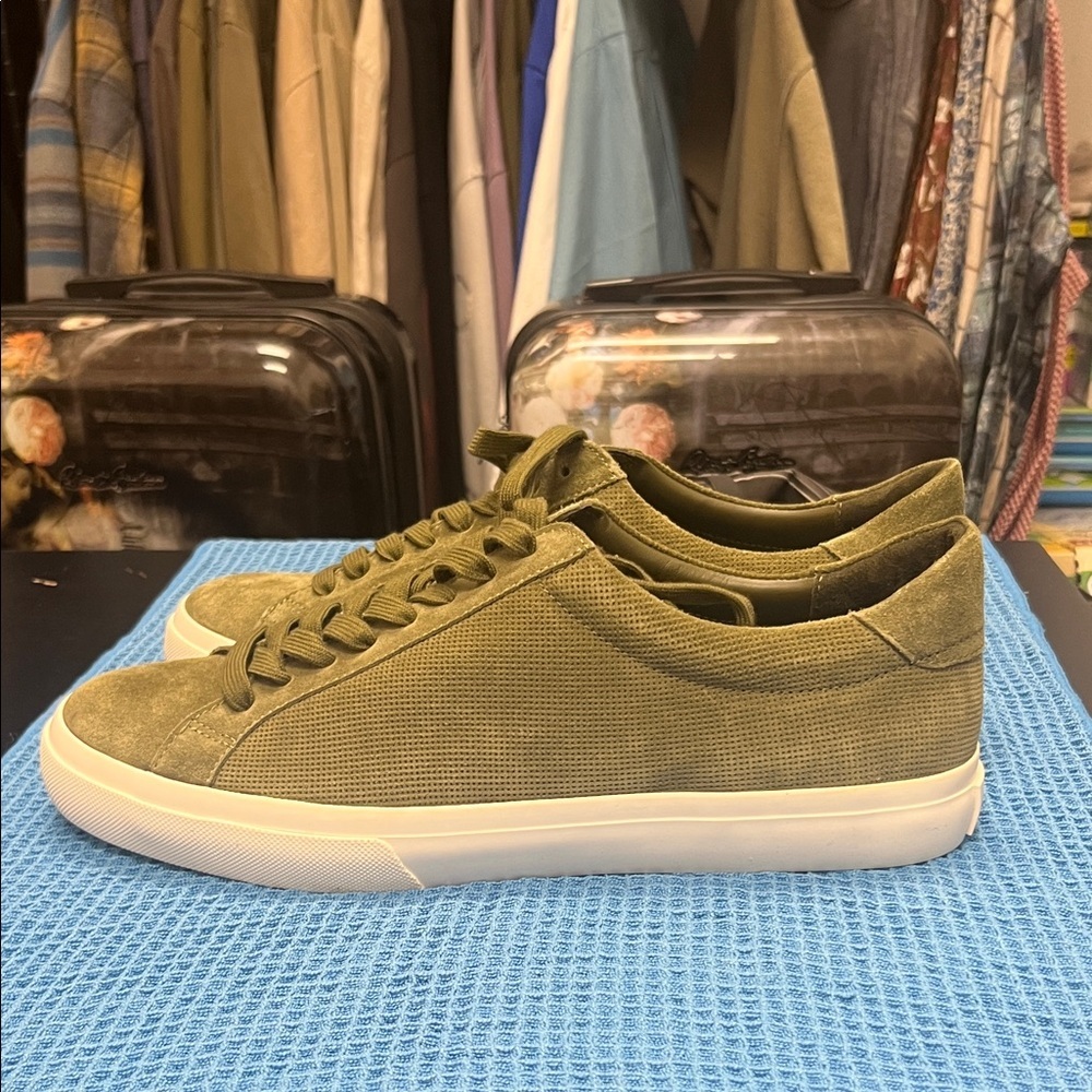 Vince Fulton Olive Green Sneakers